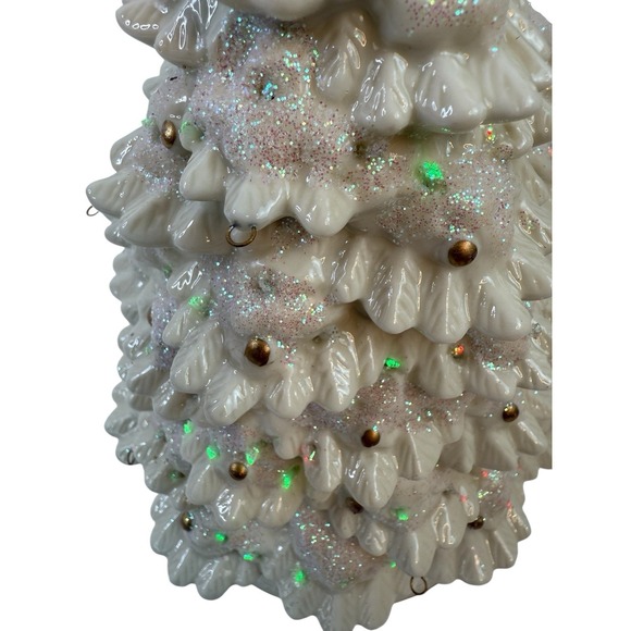 Avon Fiber Optic Tree White Porcelain 10" Christmas Musical Original Box w/Balls - Picture 3 of 10